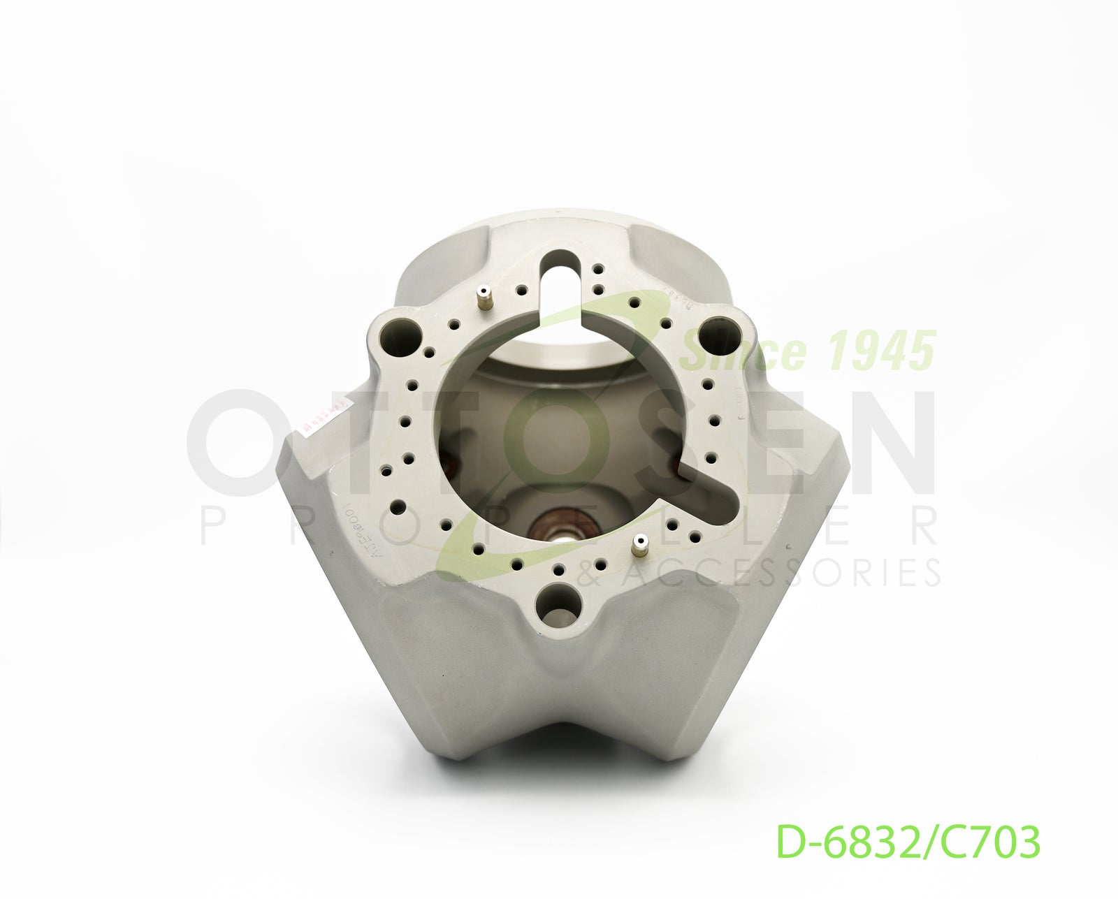 D-6832-C703-McCAULEY-PROPELLER-HUB-ASSEMBLY-3-BLADE-TURBINE-PICTURE-2