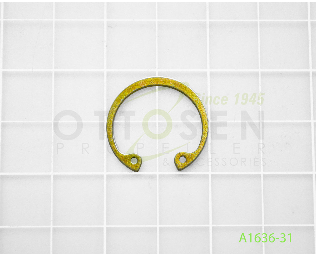 A1636-31-McCAULEY-PROPELLER-SNAP-RING-PICTURE-2