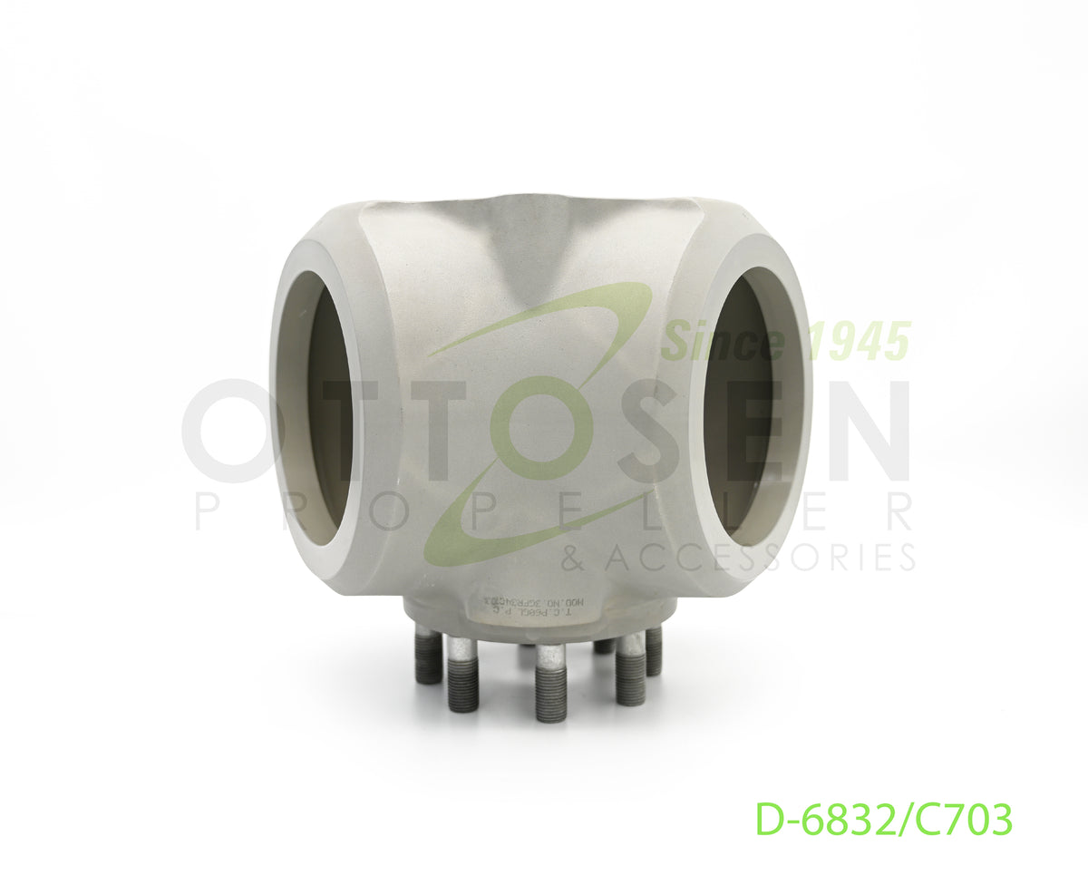 D-6832-C703-McCAULEY-PROPELLER-HUB-ASSEMBLY-3-BLADE-TURBINE-PICTURE-1